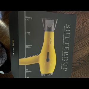 Drybar buttercup blow drier
